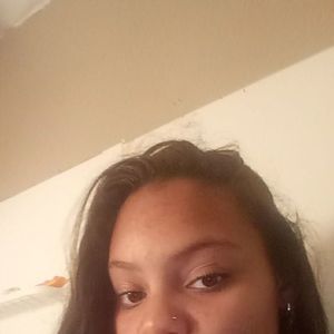 Meet your Posher, Michaelea